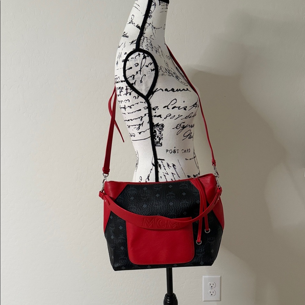 MCM Black/Red Calfskin Ottomar Monogram Klara Medium Hobo Crossbody